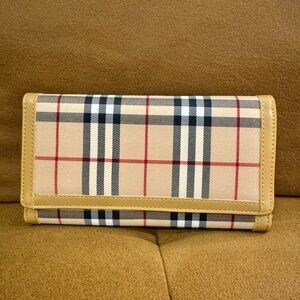 NEW Plaid Women's Wallet